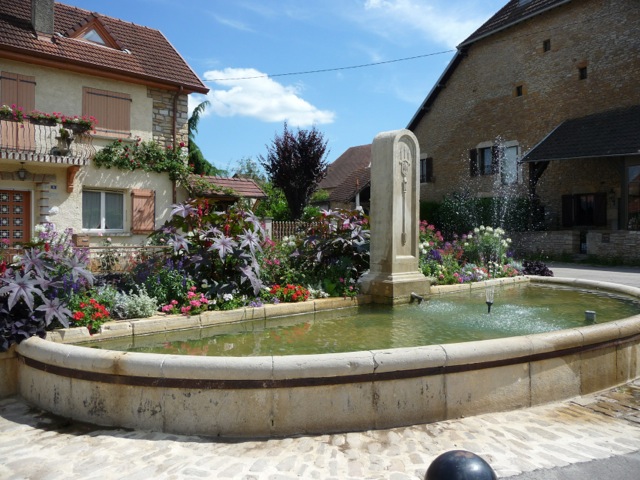 Fontaine de la Place du Sergent